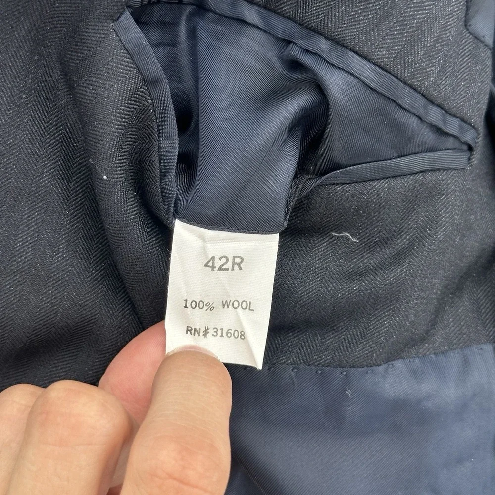 Jos A. Bank 42R 100% Wool Suit Black 2 Pc Pleated Pants 36R Men's Classic Fit